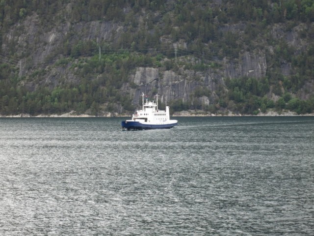Hurtigruten_2015-06-18_14-57